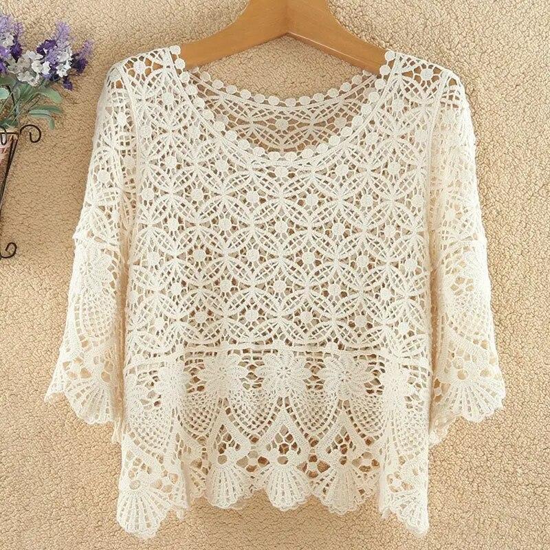 Hollow Sun Protection Knitted Layered Top for Women's Summer Outerwear with Loose Fitting Design and a Niche Half Sleeved Top