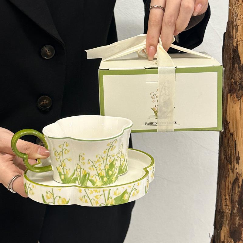 Tasse à café et soucoupe en céramique design rétro français Exquise haut de gamme luxe léger Tasse et soucoupe Coffret cadeau Souvenir cadeau