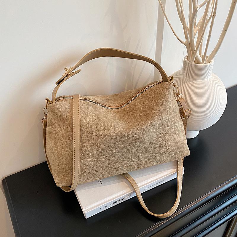 1 Stück Damen High-End-Gefühl Große Kapazität Tasche Damen Einfache Pendler Schulter Handtasche Herbst und Winter Mode Vielseitige Damen Tasche