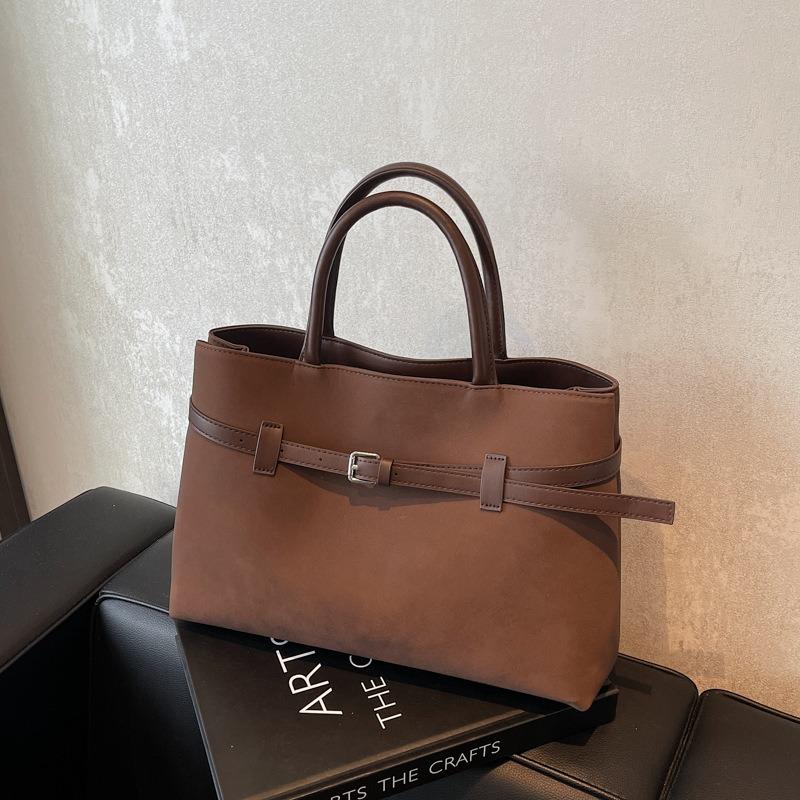 Autumn and Winter New Retro Matte Portable Tote Bag Trendy Versatile Large-capacity Commuting Shoulder Bag Underarm Bag