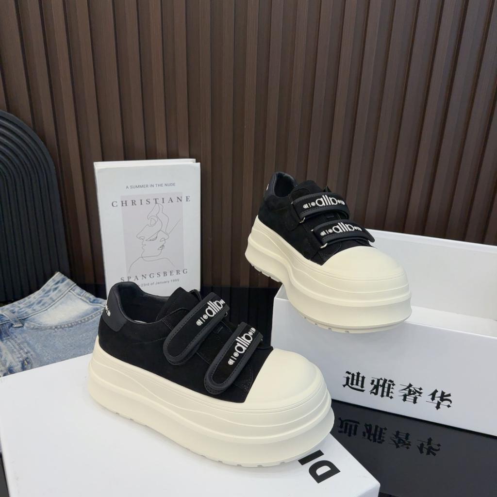 European station leather little white shoes women's versatile soft-soled casual shoes 2025 spring new heel two wear thick baseplate shoes