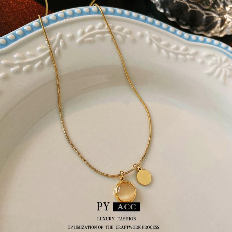 Retro Tiger Eye Stainless Steel Necklace - Light Luxury, Versatile Clavicle Chain Jewelry