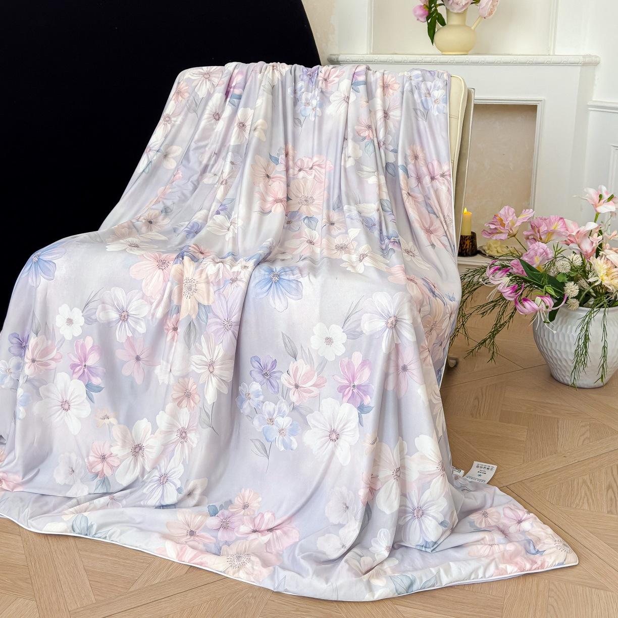 

2026 A-Class Cool Touch Air Conditioning Quilt, Silk Screen Pattern, Machine Washable, Thin, for Single/Double Dormitory Use 150x200cm Single Quilt