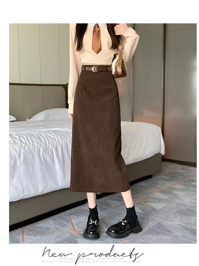 Women's Brown Corduroy High-Waist Pencil Skirt with Slit – Slimming Autumn/Winter 2025