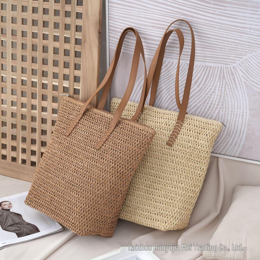 Stylish Versatile Straw Rope Underarm Bag – Perfect for Beach & Fashion.