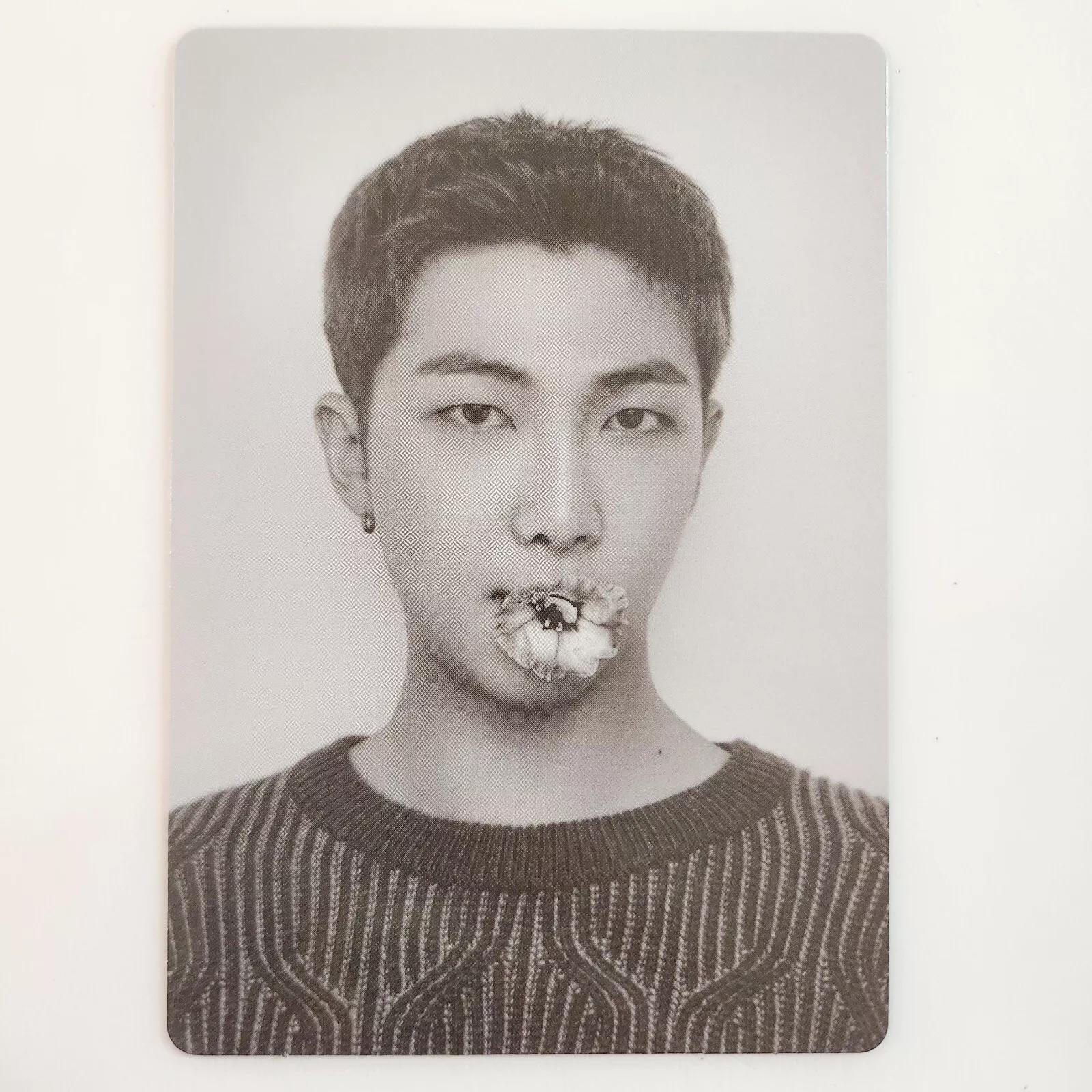 BTS 2024 Поп-ап MONOCHROME ОФИЦИАЛЬНАЯ МИНИ-ФОТОКАРТОЧКА RM #1