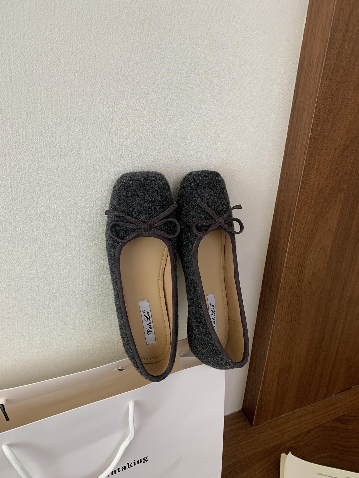 

2025 bow single shoes women s autumn and winter new French retro fairy gentle flat heel one pedal platform beanie shoes 35