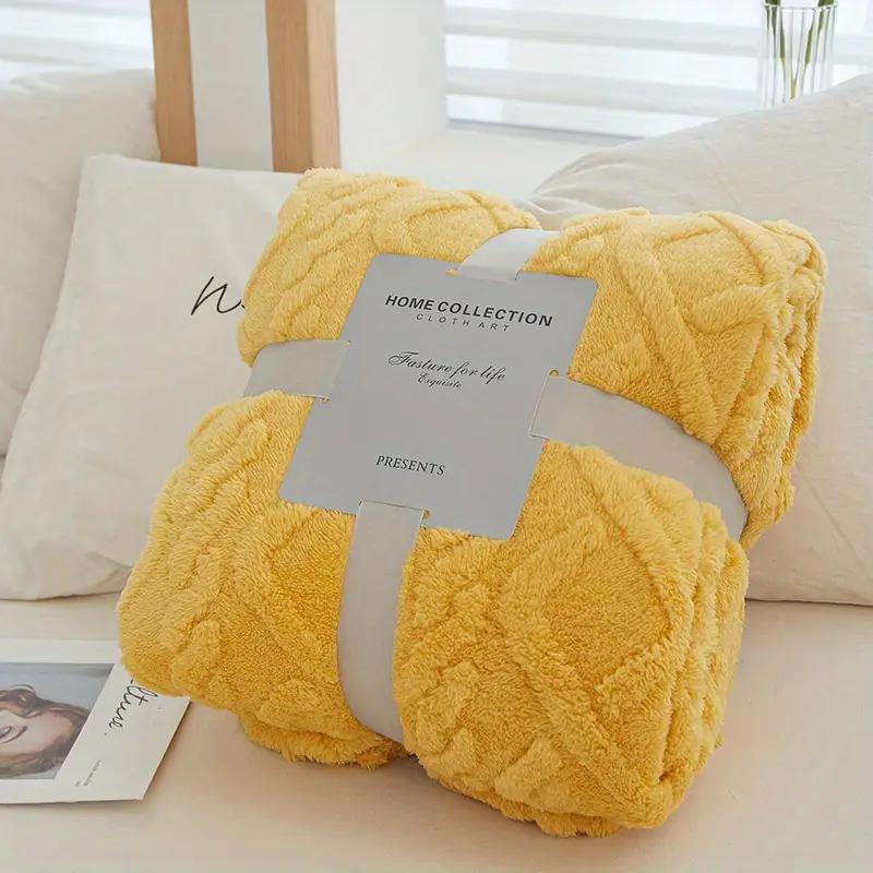 Luxurious Thick Taffeta Throw Blanket - Solid Color, All-Season Comfort with Modern Geometric Design, Perfect for Bed or Sofa