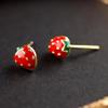 Mini Orecchini a Bottone Rossi a Forma di Fragola per Donna Minimalismo Temperamento Raffinato Brincos Iperbole Moda Gioielli da Festa