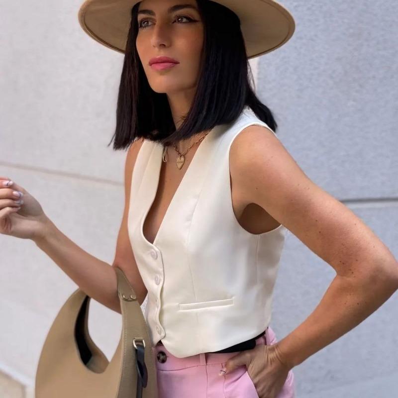 DAFIFY Women's Fashion Casual Spring Fall Solid Color Print Sleeveless V-Neck Sweaters