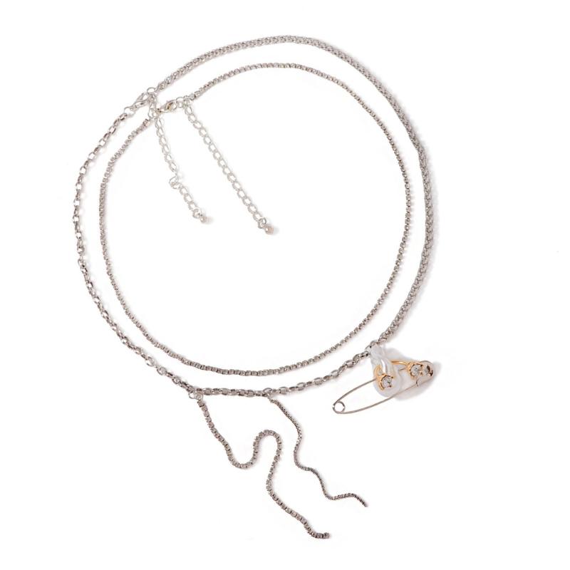 Vintage Asymetryczny Metalowy Naszyjnik Łańcuszkowy z Imitowanymi Perłami Wisiorek-Przypinka Łańcuszek na Szyję dla Kobiet Biżuteria Modowa