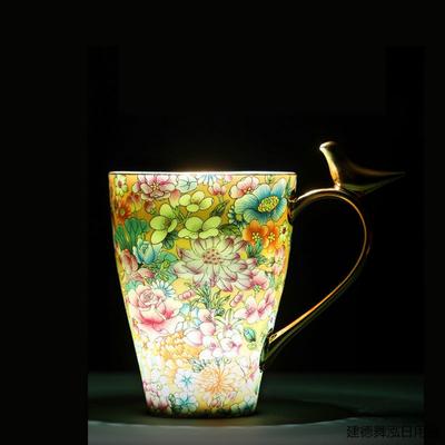 Caneca de Café de Cerâmica Esmaltada Cor Dourada Padrão de Flores e Pássaros Xícara de Porcelana Com Alça Vintage 390ML