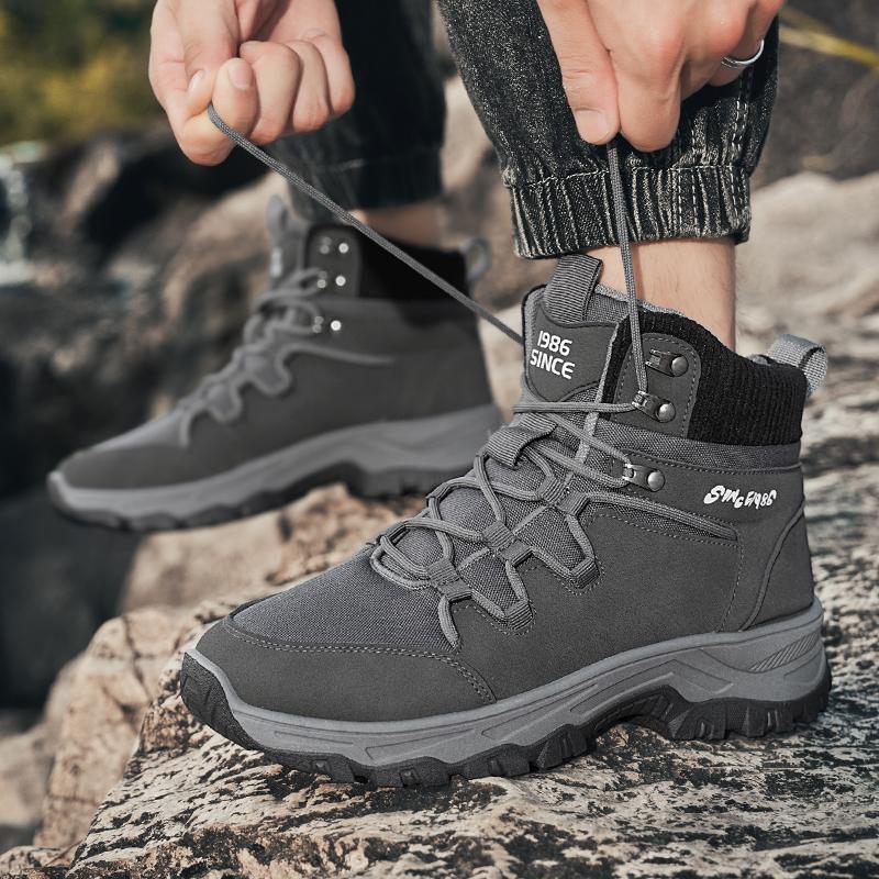 New Fashion Autumn And Winter Men's High Top Martin Boots Students Male Boys Trending Climbing Soft Sole Work Shoes Labor Protection Martin Sneakers