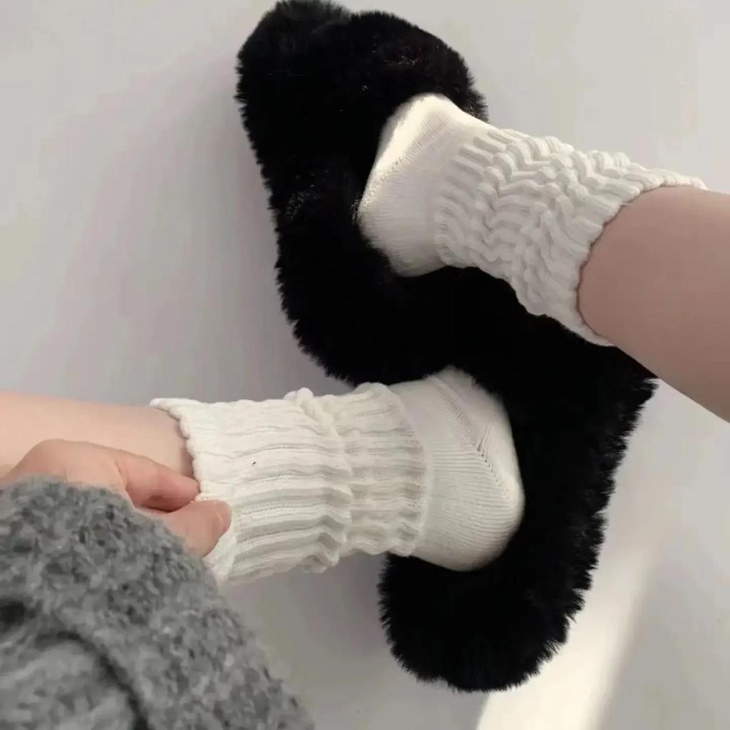 Women Y2k Knitted Long Socks Girls Casual Black White Solid Loose Crochet Middle Tube Lolita Sox Cotton Boot Cuffs Ruffles Socks
