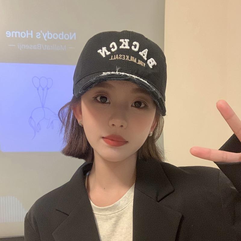 Niche edging letter embroidery baseball cap children's spring and summer face small casual versatile cap travel visor