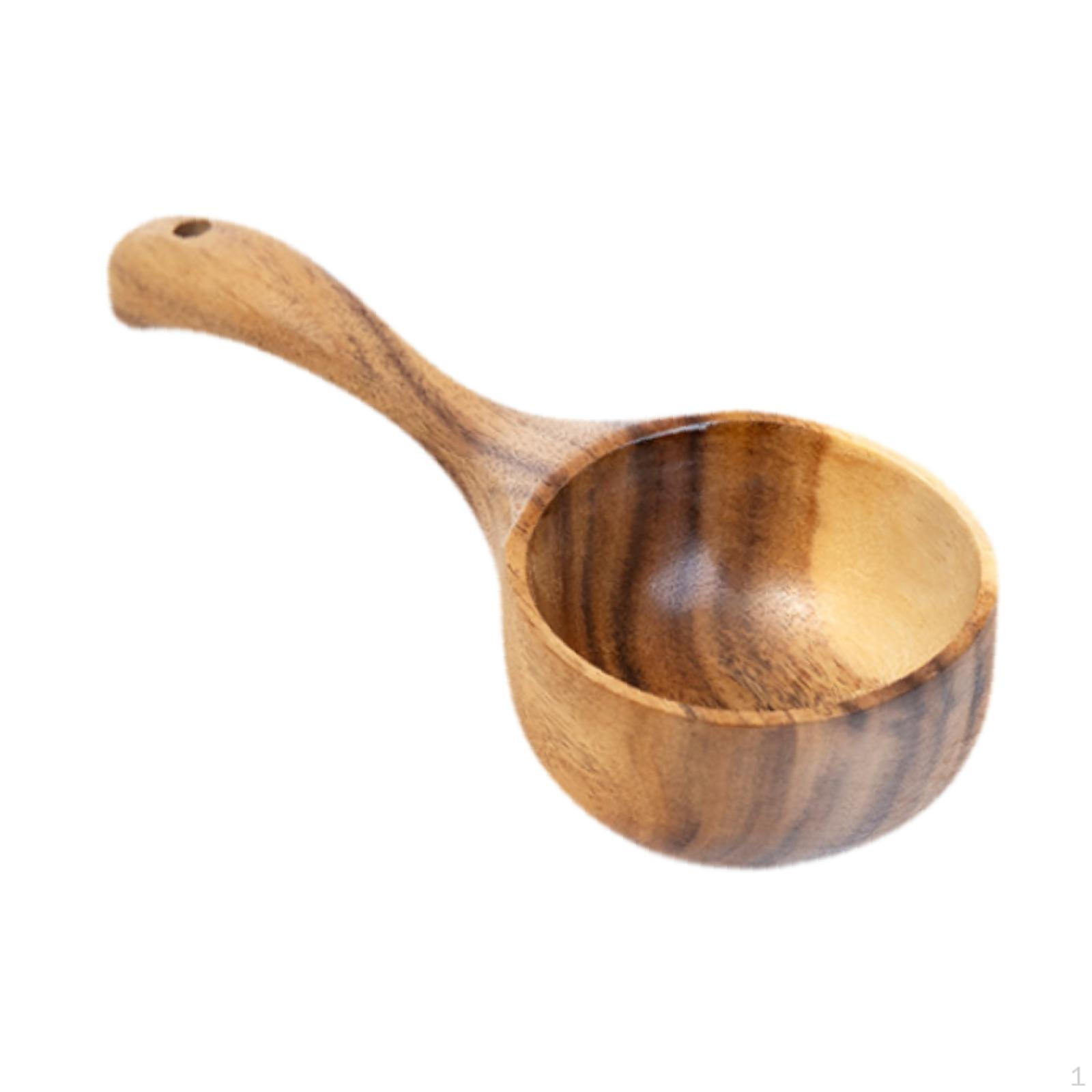 

Деревянный ковш, ложка, вода, рисовый суп ручной работы в японском стиле для приготовления сухого молока