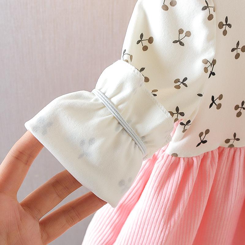 Vestido de primavera y otoño para niñas 2024 Otoño Nuevo vestido de princesa de dos piezas falso coreano para bebé femenino