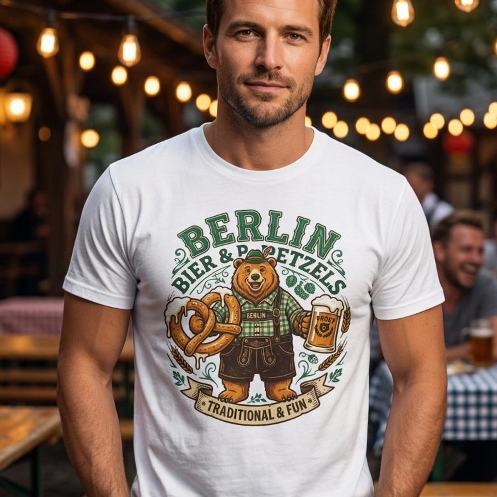 Berlin Bier & Pretzels T-Shirt Bear in Lederhosen Oktoberfest Graphic Tee S