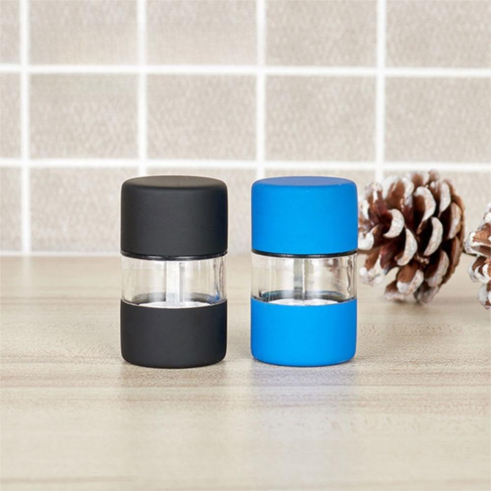 Portable Travel Salt Shaker Easy To Store Multifunctional Mini Salt and Pepper Shakers Durable Manual Salt Pepper Grinder