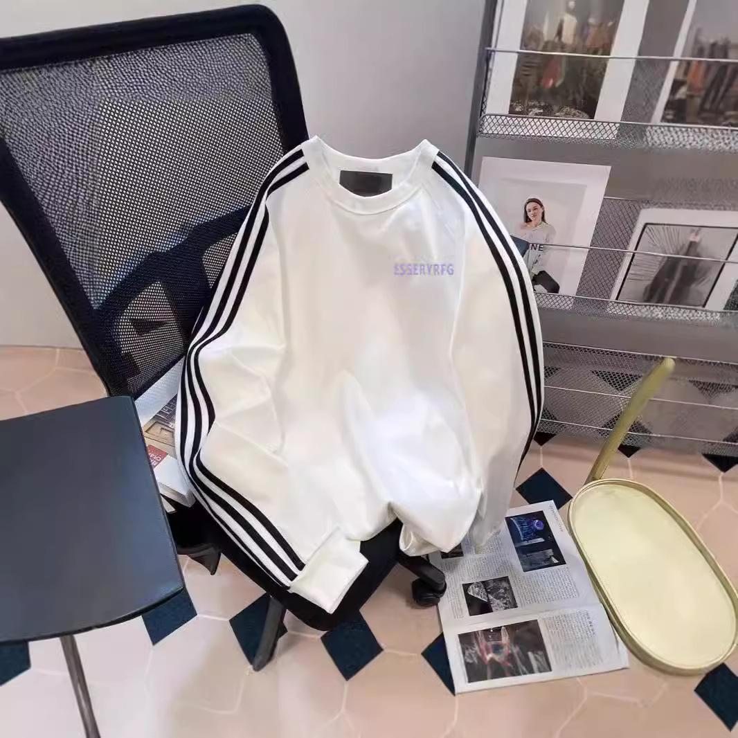 

Женский ретро свитшот оверсайз с тремя полосками и длинным рукавом - Осень 2024 XL