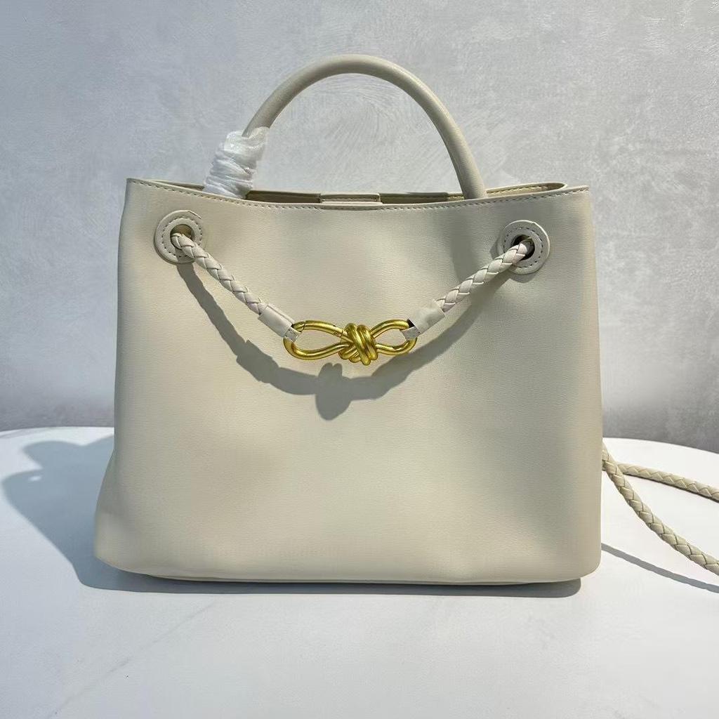 Women's 2026 New Texture Genuine Leather Large Capacity Tote Bag Women's Diagonal Cross Commuter Bow Single Shoulder Handbag