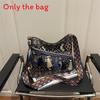 Traditional Chinese Style Tote Bag With Embroidery And Tassels For Daily Use