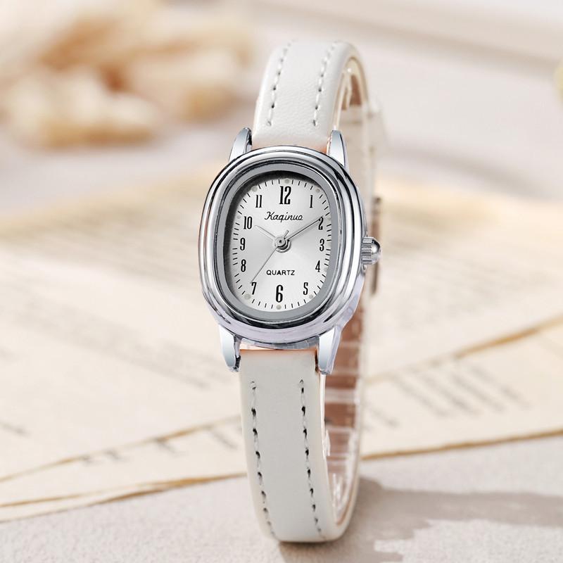

Simple Retro Classic Watch Female Student School Style Leather Band Wristwatch for Women