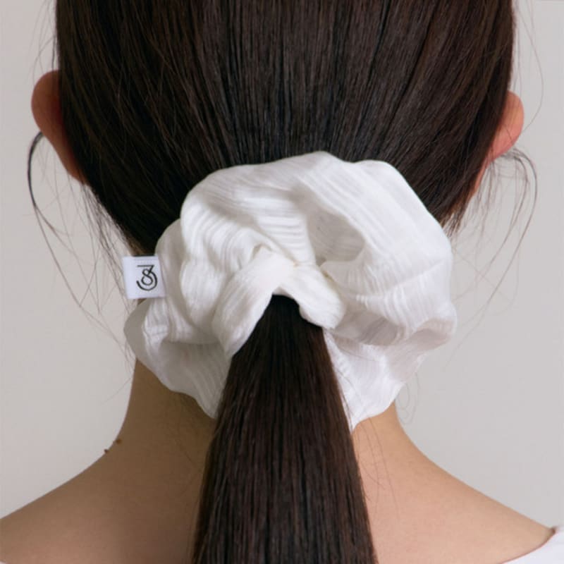 38comeoncommon Check Sheer Scrunchie (White)