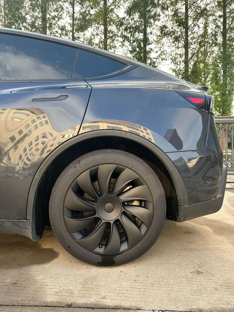 Model Y 19" Cyclone Wheel Hub Covers: Full Wrap, Anti-Scratch, Decorative Modification. Designed for the updated version.