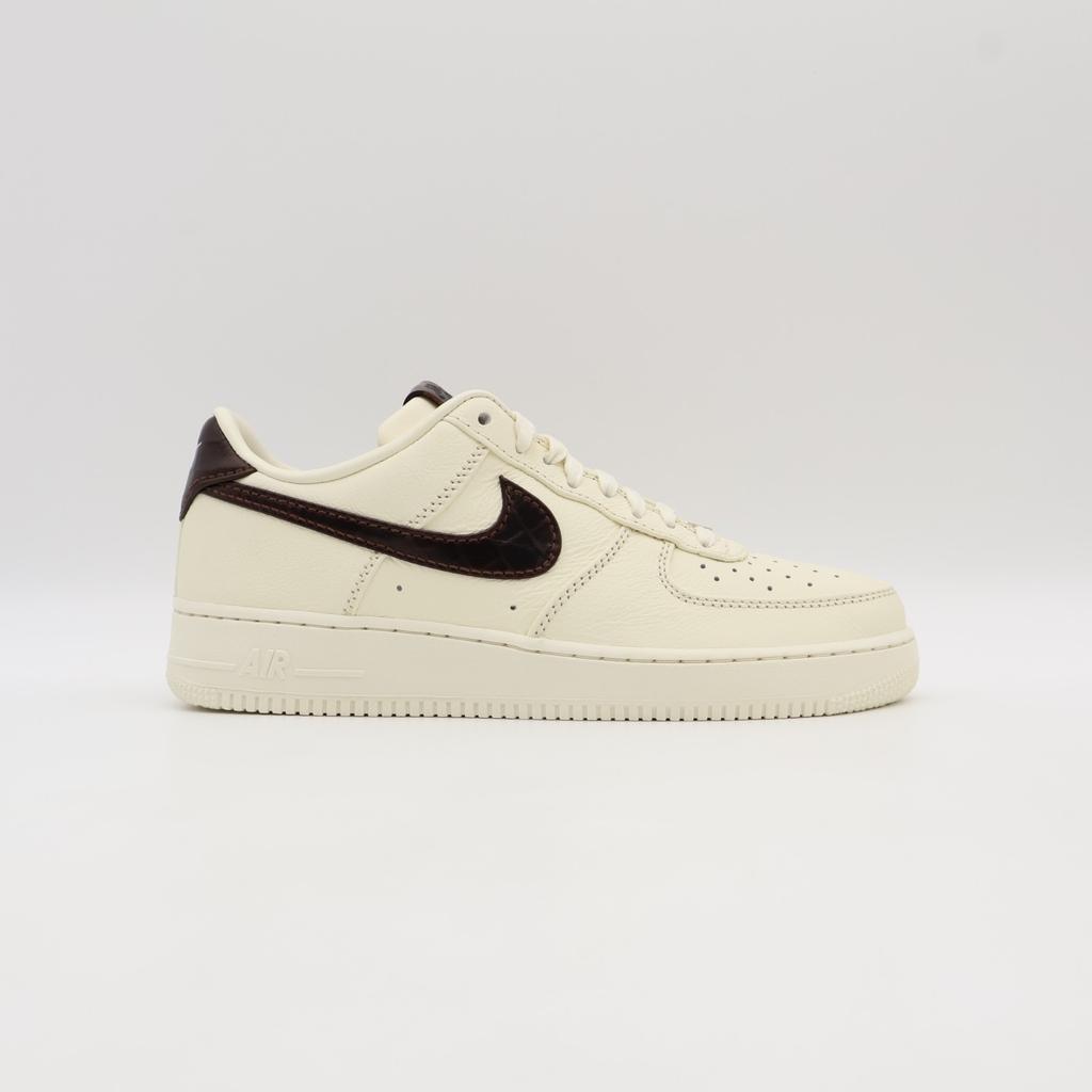 IH7332-001 Nike Air Force 1 Low Sail Brown (Men's)
