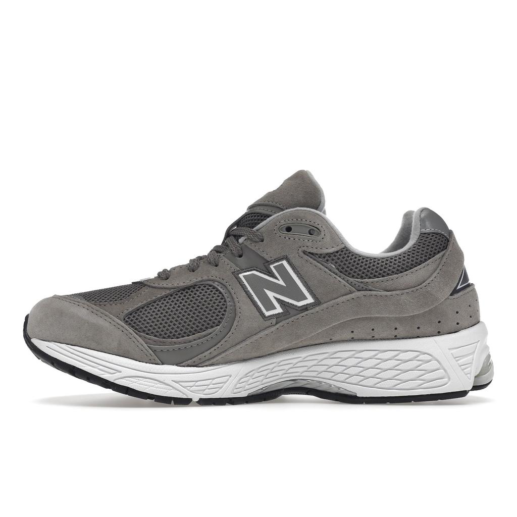 New Balance 2002 Graue Unisex-Sneakers M2002RJM