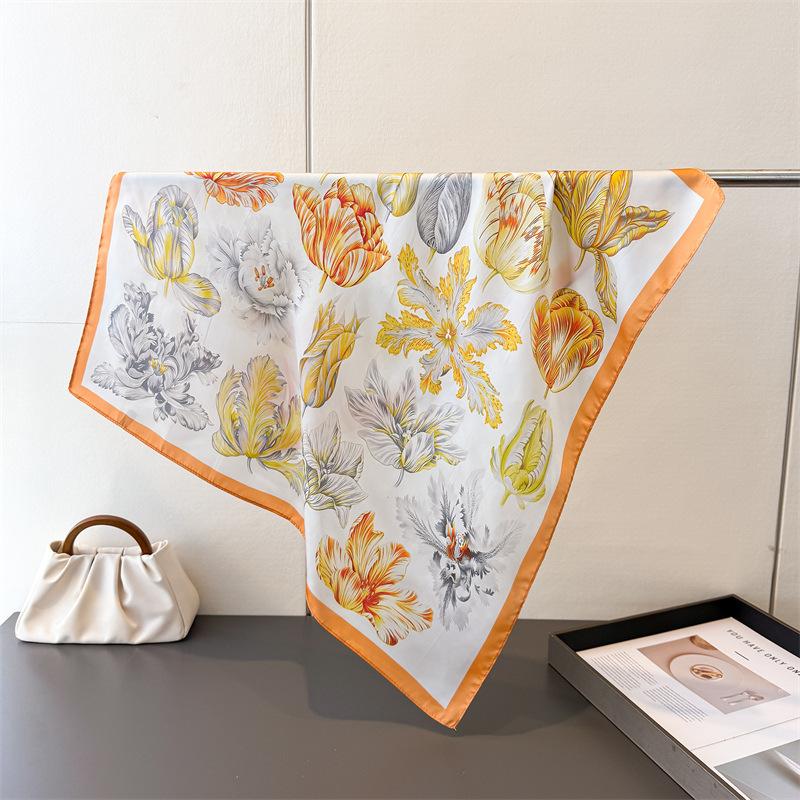 Dating atmosphere Printing simulation silk square scarf Shawl versatile high-end neck small square scarf Head scarf Silk scarf Women