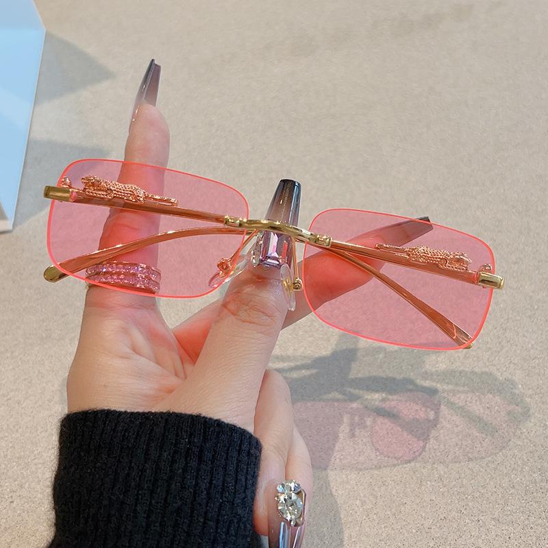 Retro Square Rimless Sunglasses Fashion Women Men Sunglasses Frameless Rectangular Personalized Leopard Head Sun Glasses UV400