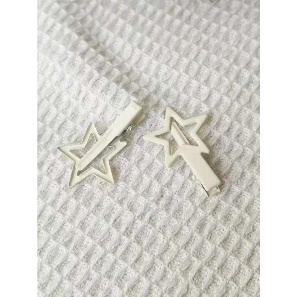 2 Stück Damen Beige Hohlstern Haarspangen und Accessoires Geeignet für den täglichen Gebrauch mit Pony