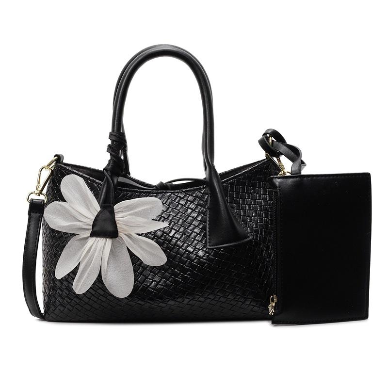 

Новая Модная Сумка Женская Универсальная На Плечо Мессенджер