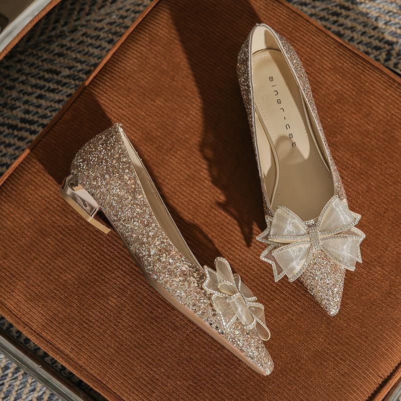213-1 Flat Shoes Women's 2025 New Pointed Crystal Bridal Wedding Shoes Rhinestone Bow Thick Heel Bridesmaid Shoes