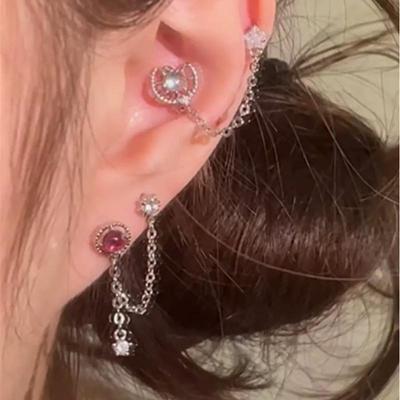1 Stück/1 Set Niedliche Welpenpfote Zirkon Schmetterling Ohrknorpel Nagelstecker Luxus-Stil Ohrschmuck für Frauen Y2K Ohrringe Geschenk