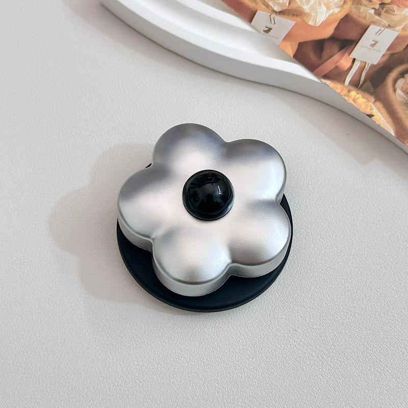 Korean 3D Silver Floral Magnetic Phone Holder for MagSafe - Strong Desktop Grip
