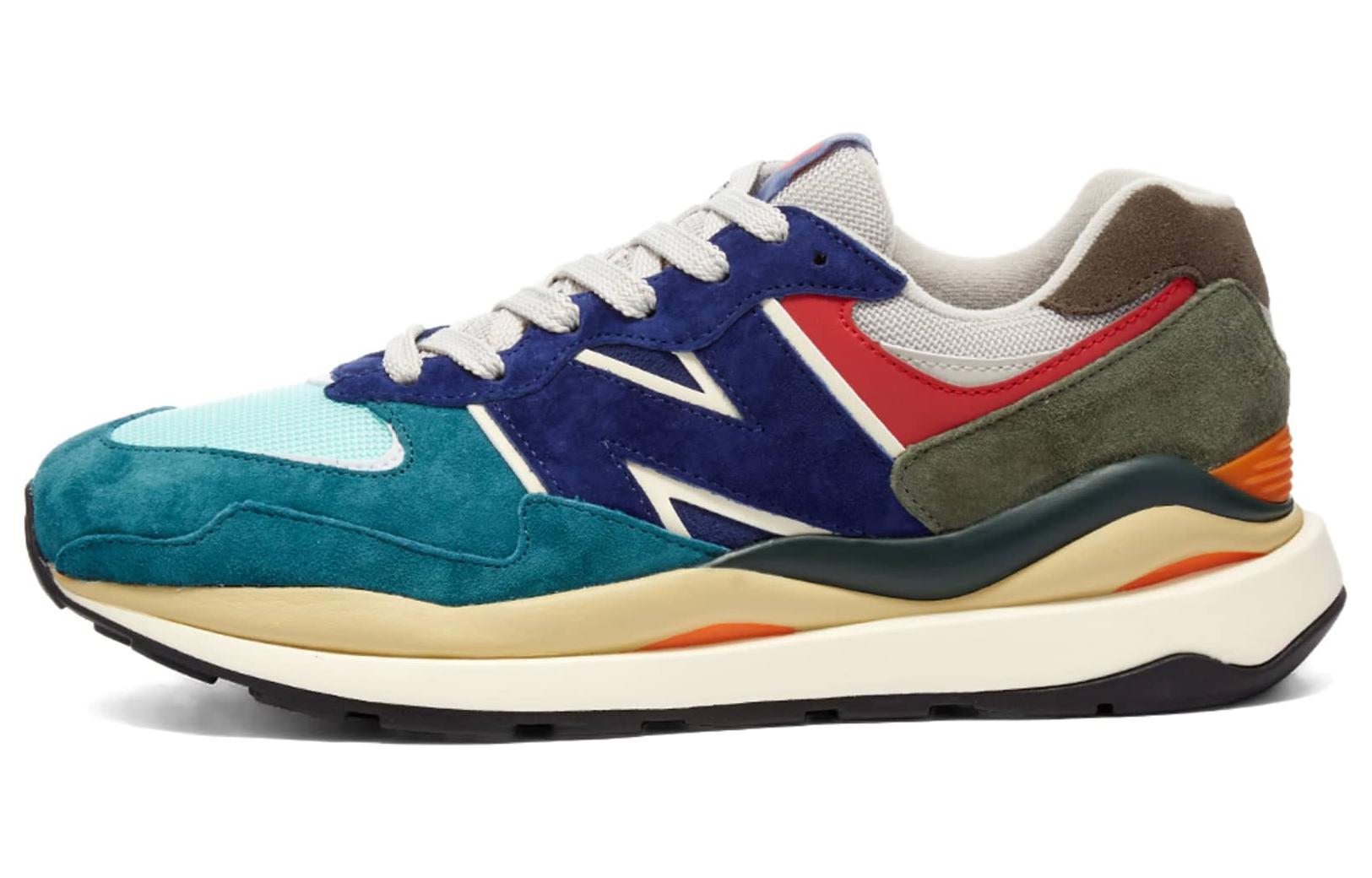 

57/40 New Balance Light Cliff Grey Multi M5740FY1 37