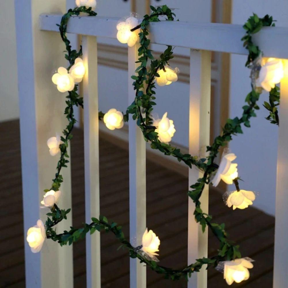 Warm Light LED String Lights Colored Lights Simulation Green Leaves Fairy Lights Rose Flower Design Artificial Vine Garland