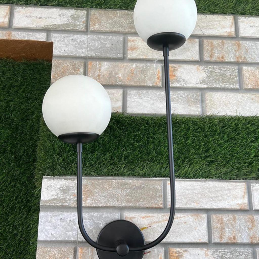 Aplică de perete LED neagră, lampă de toaletă și de noptieră, lumină industrială modernă de la mijlocul secolului, corp de iluminat minimalist personalizabil, iluminat de perete modern