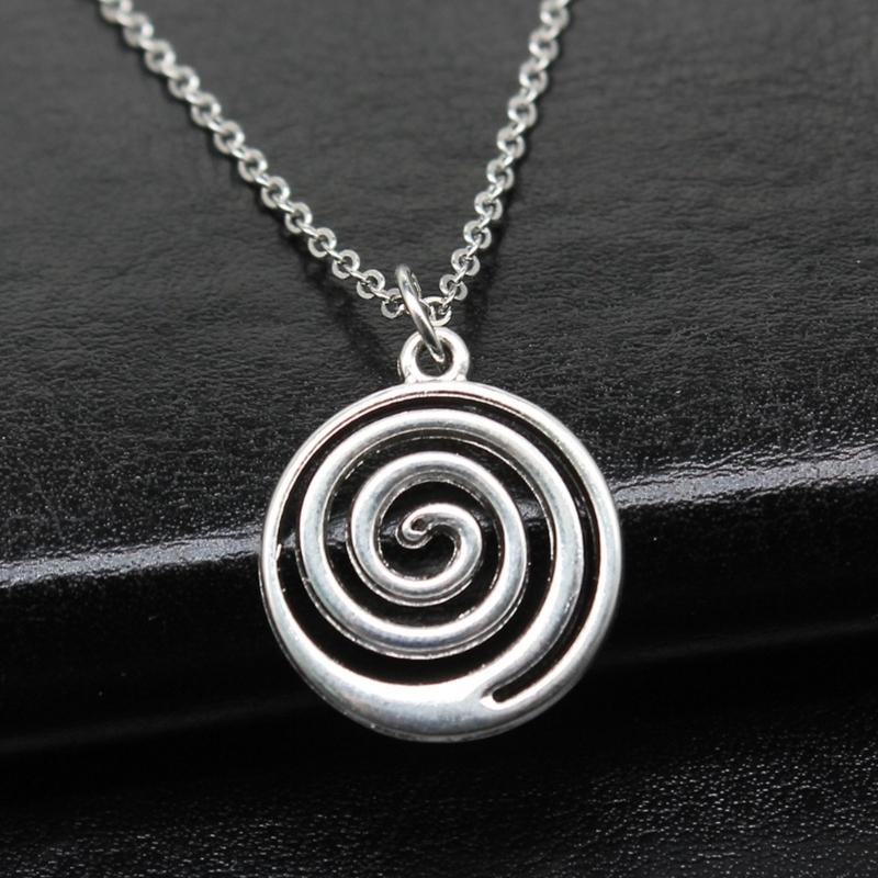 Eye Catching Swirl Pendant Necklace Unique Round Swirl Choker Popular Swirl Clavicle Chain Sweater Chain Hip Hop Jewelry