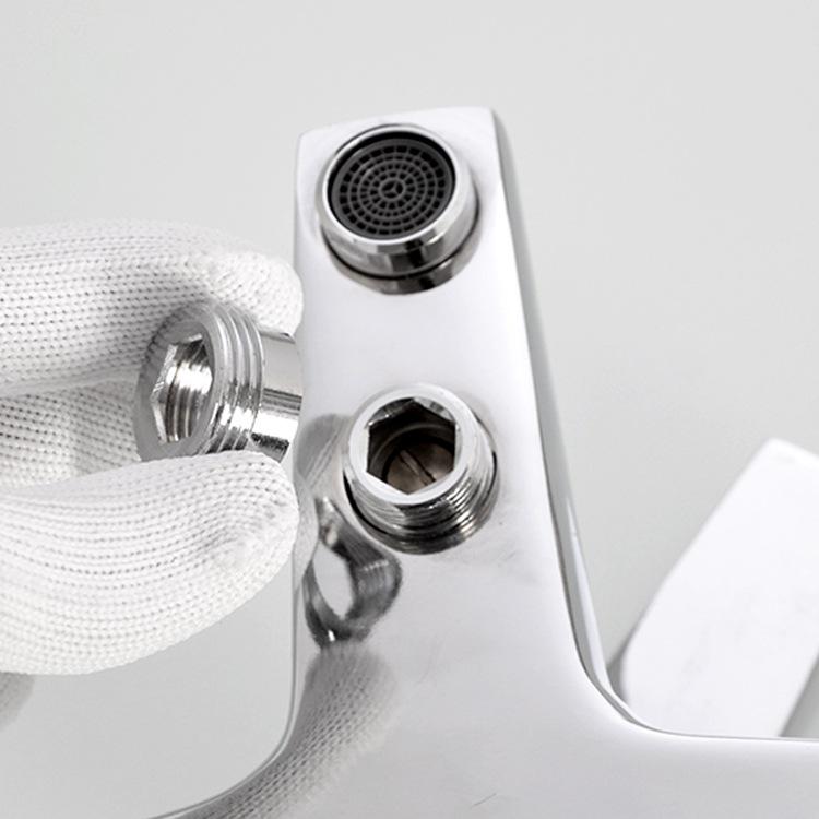 4-Point Female To 6-Point Male Car Wash Hose Connector Reducer for Washing Machines and Faucets