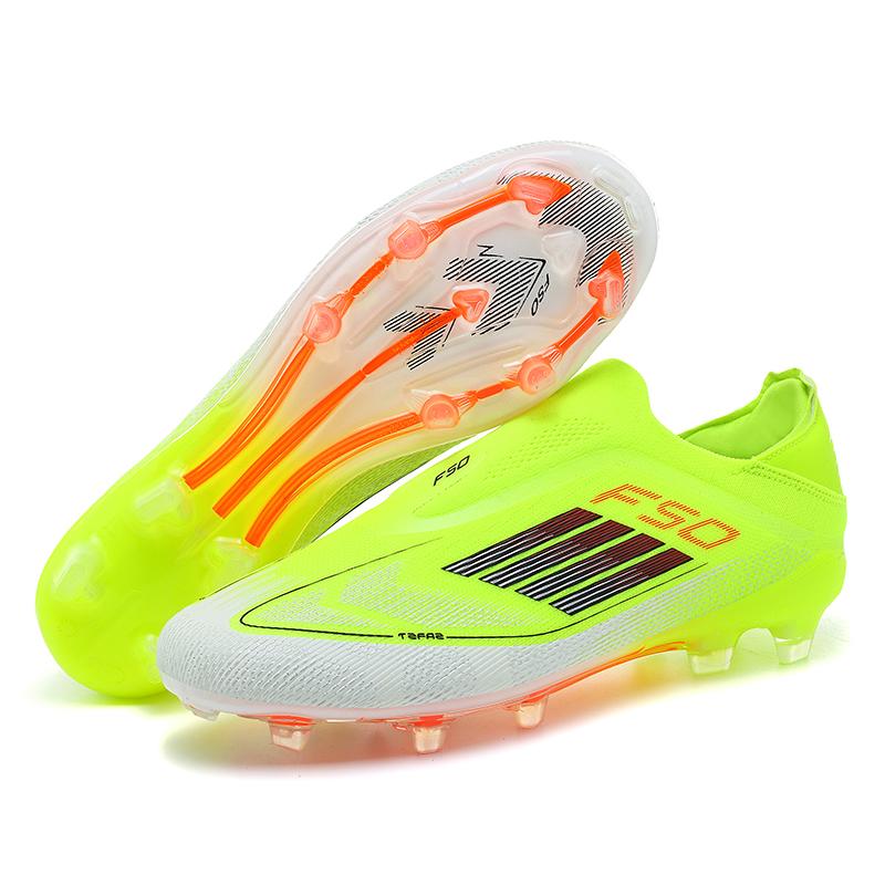 New Men Soccer Shoes Professional Football Boots Training Shoes Match Sneakers Grass Outdoor Sport Non-Slip Ultralight Unisex