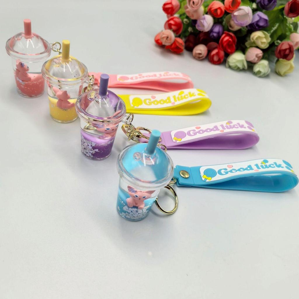 Exquisite Milk Tea Cup Keychain: Cute Oil-Filled Floating Charm for Bags or Claw Machine Gifts