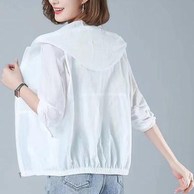 Sommer Dünne Mantel Frauen Sonnenschutz Kleidung Mode Mit Kapuze Tasche Zipper Lose Jacke Weibliche Oberbekleidung Windjacke