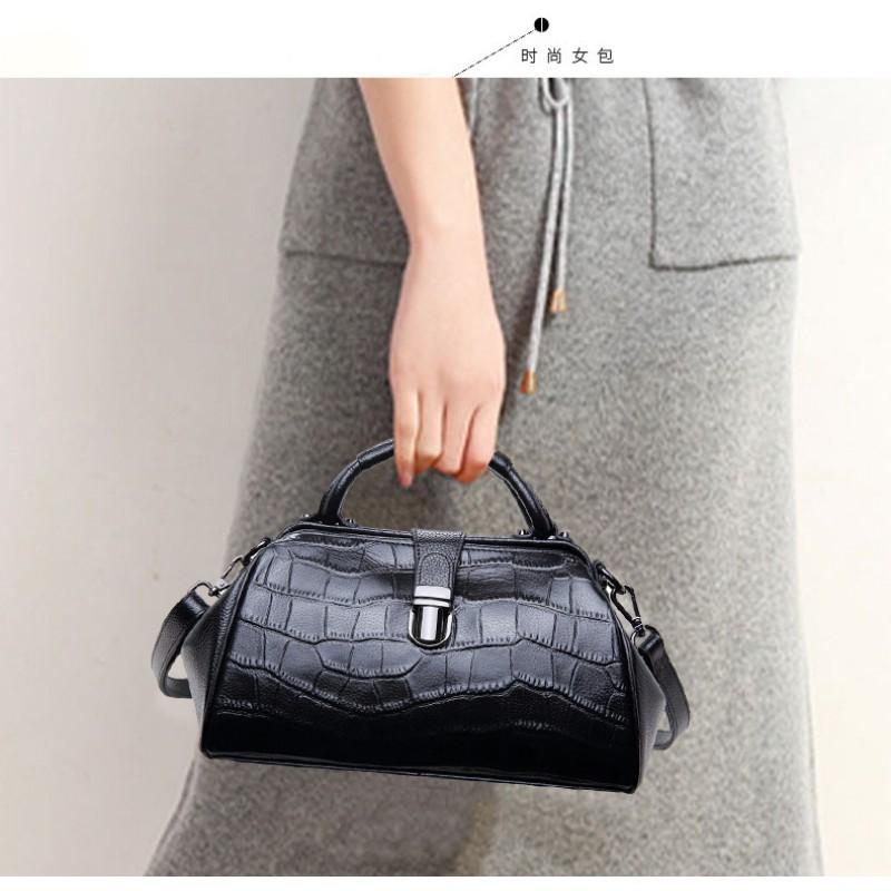 Vintage Alligator Pattern Fashionable Large-capacity Leather Doctor Bag Commuting High-quality Women's Portable Shoulder