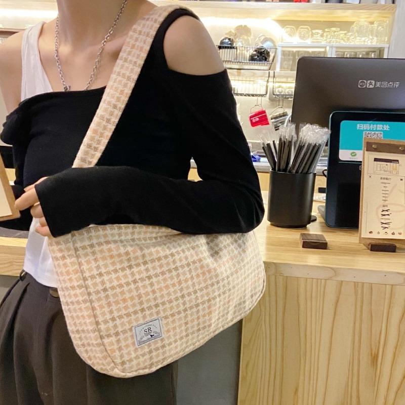 0 Niche Woolen Navy Blue Grid Shoulder Bag Bag Versatile Underarm Bag Large Capacity Satchel Small Square Bag