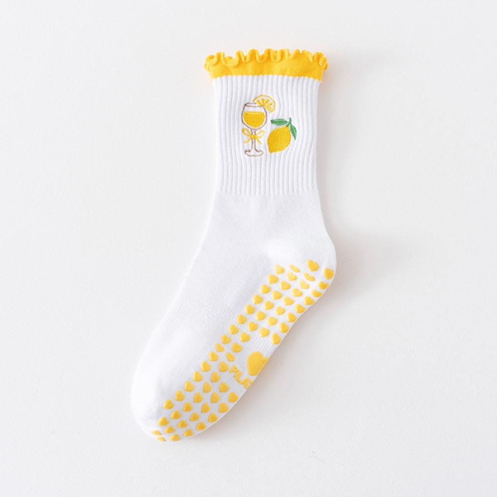 Cotton Pilates Socks Harajuku Street Mid Tube Socks New Cherry Embroidery Socks