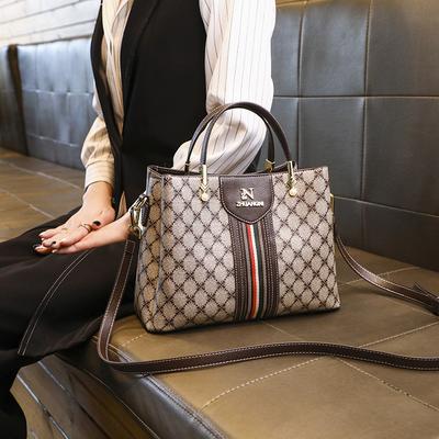 Nieuwe Mode en Veelzijdige One Shoulder Crossbody Tas voor Dames Grote Capaciteit Bedrukte Hand Draagtas Trendy